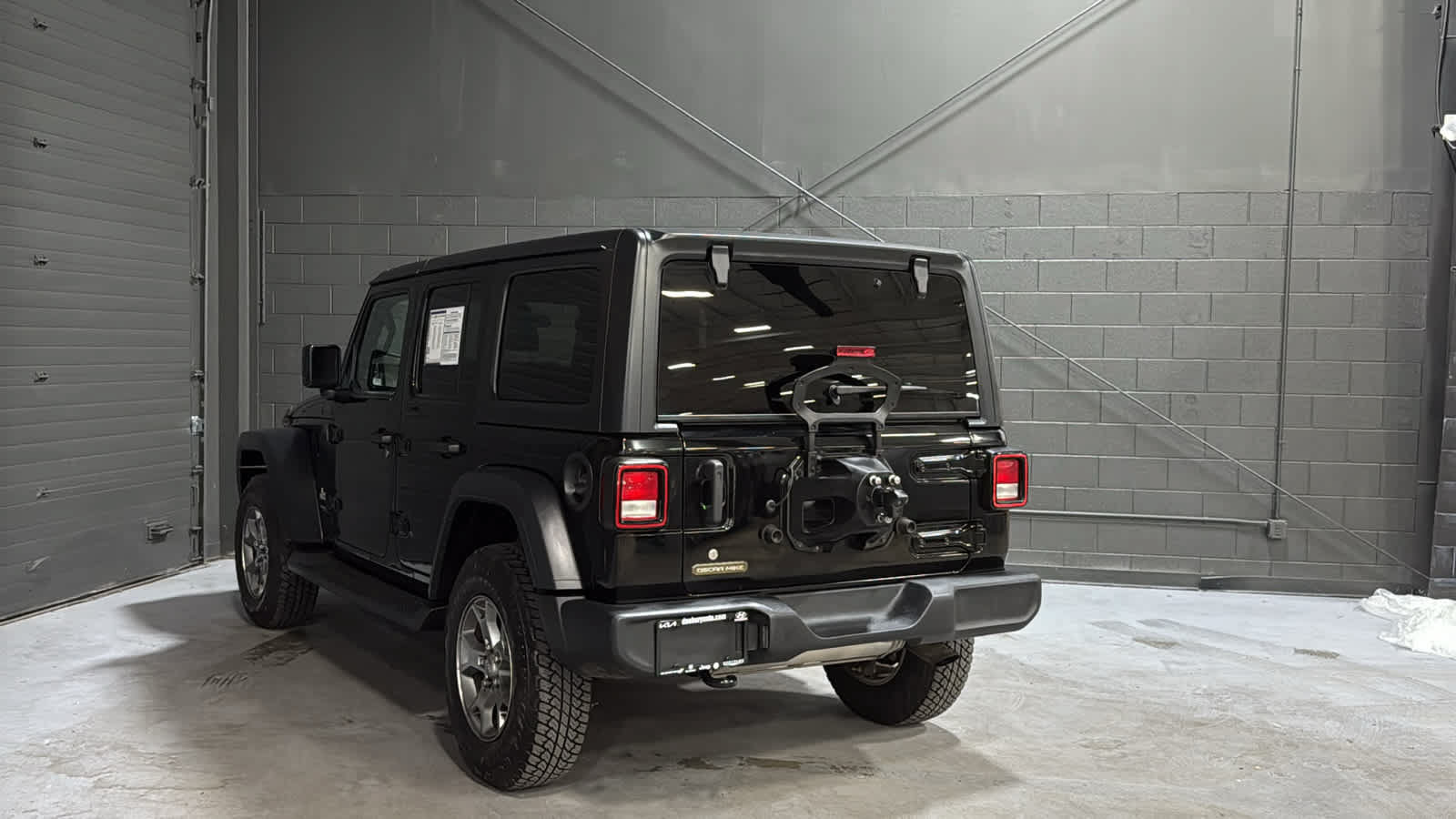 Used 2020 Jeep Wrangler Unlimited Sport AWD/4WD image 4