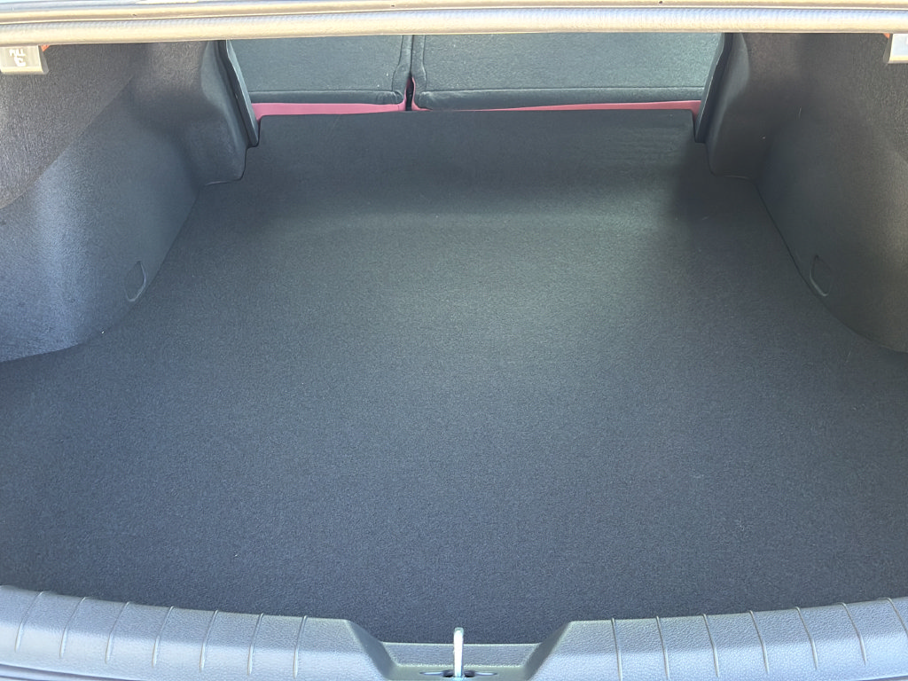 New 2026 Kia K5 GT-Line w/ GT-Line Red Interior Package FWD image 9