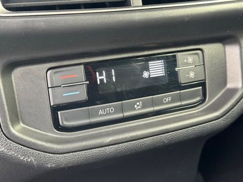 Used 2024 Volkswagen Atlas SE image 23