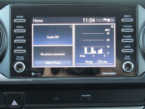 Used 2020 Toyota Tacoma SR image 22