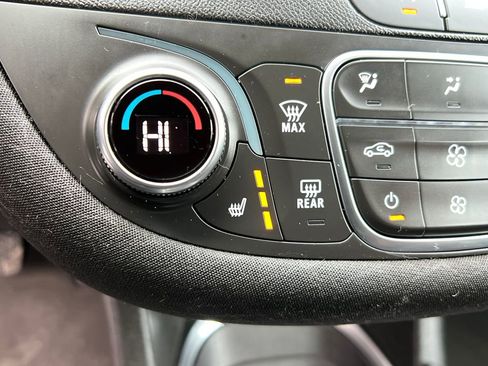 Used 2024 Chevrolet Malibu LT image 21