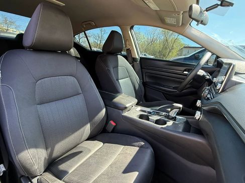 Used 2020 Nissan Altima 2.5 S FWD image 34