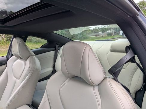 Used 2018 INFINITI Q60 3.0t Luxe image 17