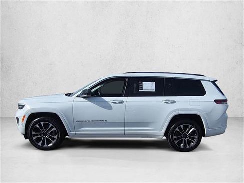 Used 2021 Jeep Grand Cherokee L Overland w/ Advanced Protech Group III RWD image 9