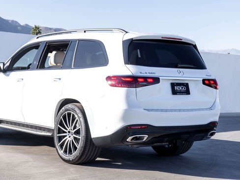 New 2026 Mercedes-Benz GLS 580 4MATIC image 6