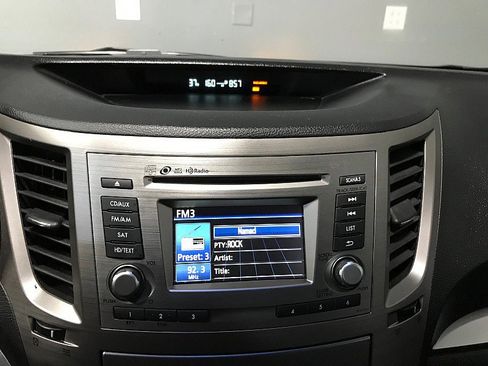 Used 2014 Subaru Outback 2.5i Premium image 27