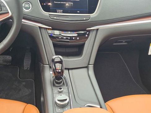 New 2026 Cadillac XT5 Premium Luxury image 18