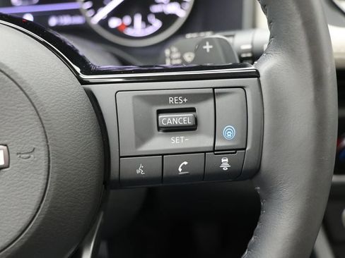 Used 2023 Nissan Rogue SV w/ SV Premium B Package image 21