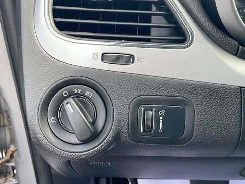 Used 2016 Dodge Journey SE FWD image 12