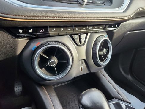 Used 2022 Chevrolet Blazer Premier w/ Enhanced Convenience Package image 13