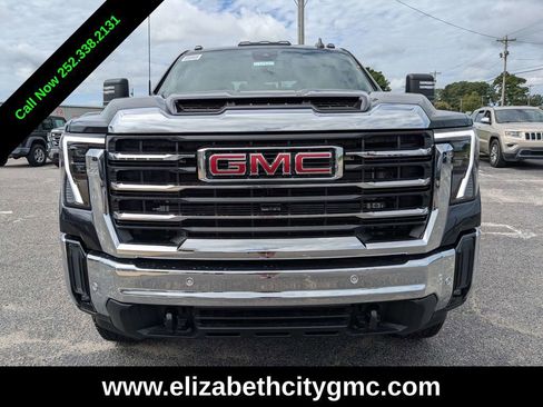 New 2025 GMC Sierra 2500 SLE w/ SLE Value Package; image 9