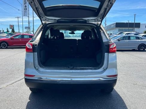 Used 2020 Chevrolet Equinox LT FWD image 10