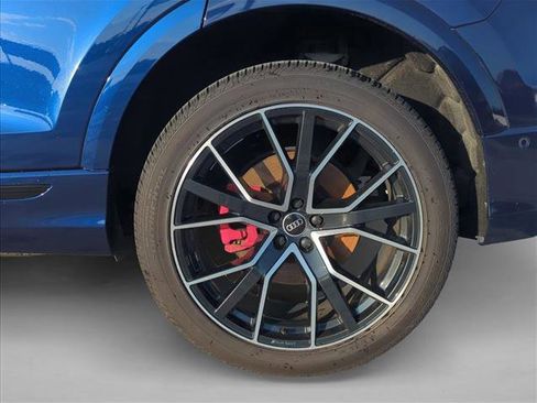 Used 2021 Audi Q8 Premium Plus w/ Premium Plus Package AWD/4WD image 6