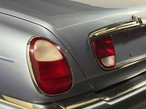 Used 2000 Rolls-Royce Corniche RWD image 16