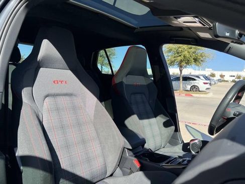 Used 2024 Volkswagen GTI SE image 26