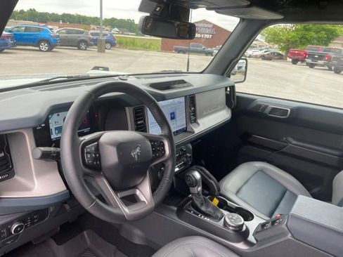 Used 2024 Ford Bronco Outer Banks AWD/4WD image 20
