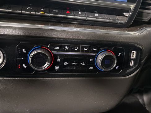 Used 2023 Chevrolet Silverado 1500 LT w/ Protection Package image 17