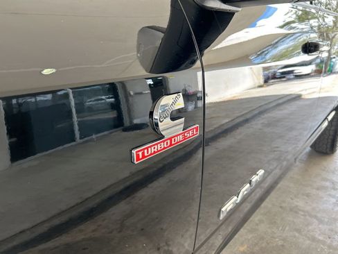 Used 2024 RAM 2500 Laramie image 15