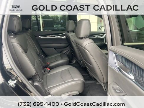Certified 2024 Cadillac XT6 Premium Luxury w/ LPO, Floor Liner Package AWD/4WD image 8