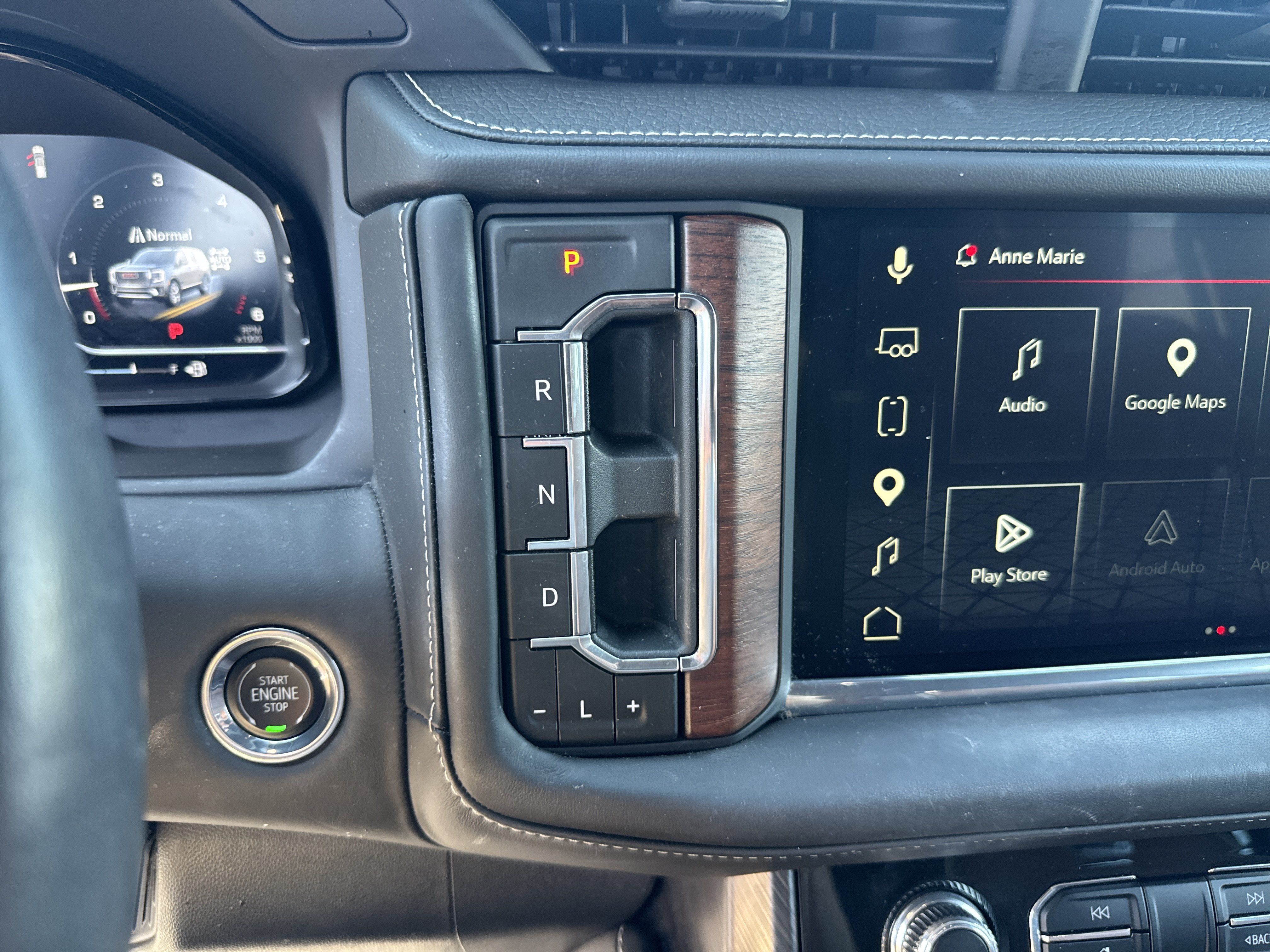 Used 2023 GMC Yukon Denali Ultimate AWD/4WD image 25