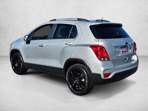 Used 2022 Chevrolet Trax LT w/ Sport Edition AWD/4WD image 8