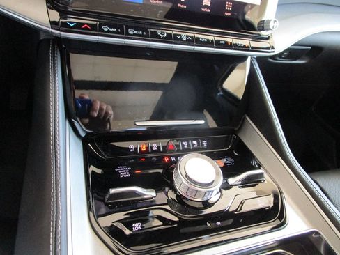 New 2026 Jeep Grand Wagoneer Limited AWD/4WD image 49