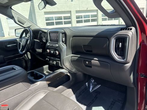 Used 2020 Chevrolet Silverado 1500 LT Trail Boss AWD/4WD image 26