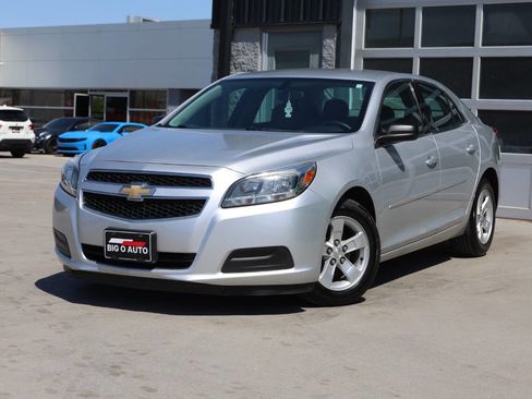 Used 2013 Chevrolet Malibu LS w/ Protection Package image 3