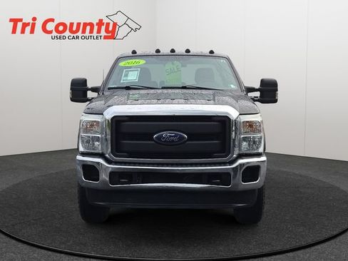 Used 2016 Ford F250 XL w/ XL Appearance Package AWD/4WD image 2