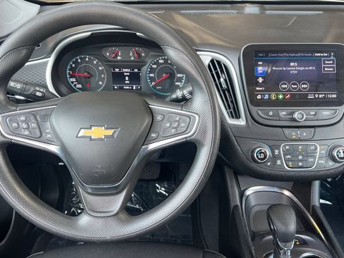 Used 2024 Chevrolet Malibu LT FWD image 14