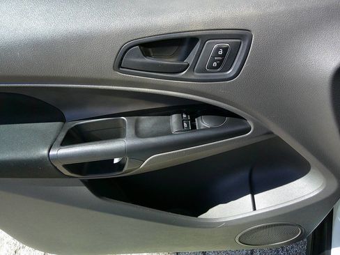 Used 2020 Ford Transit Connect XL image 8