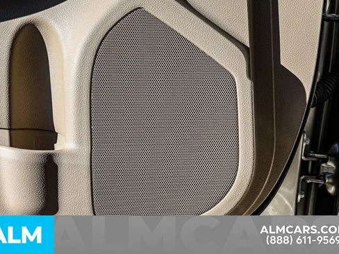 Used 2014 Toyota Camry LE image 45