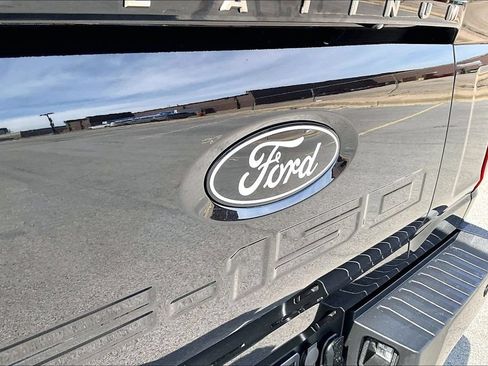 Certified 2024 Ford F150 Platinum w/ Equipment Group 702A High AWD/4WD image 31