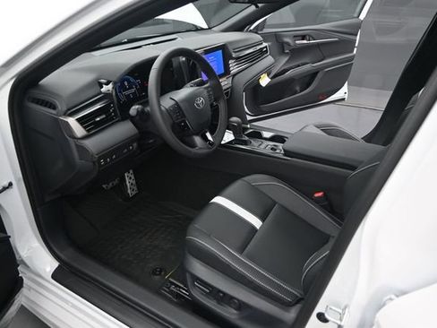 New 2026 Toyota Camry SE FWD image 4
