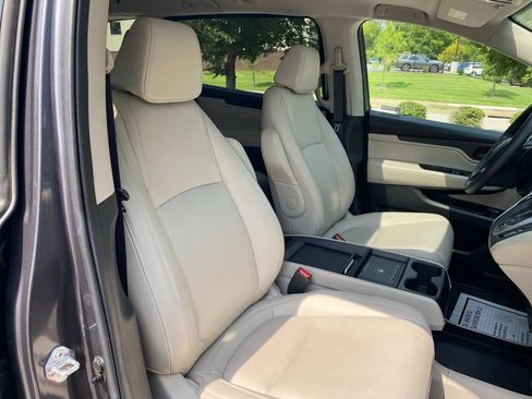 Used 2025 Honda Odyssey EX-L image 31
