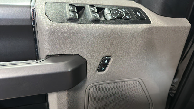 Used 2019 Ford F250 XLT w/ XLT Premium Package AWD/4WD image 20