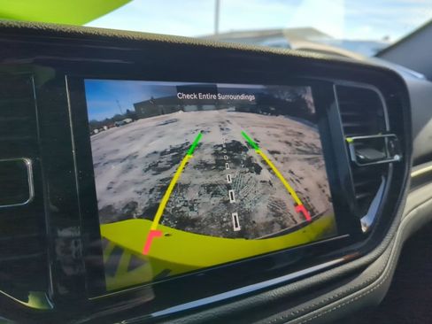 Used 2021 Dodge Durango GT image 11