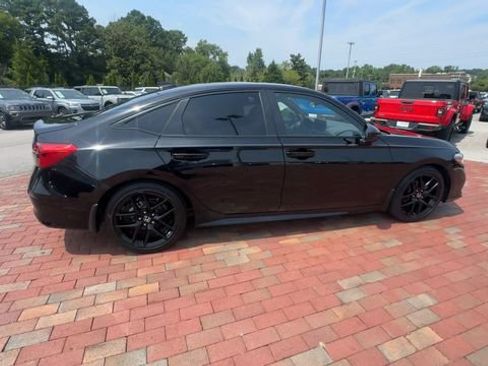 Used 2024 Honda Civic Sport image 3