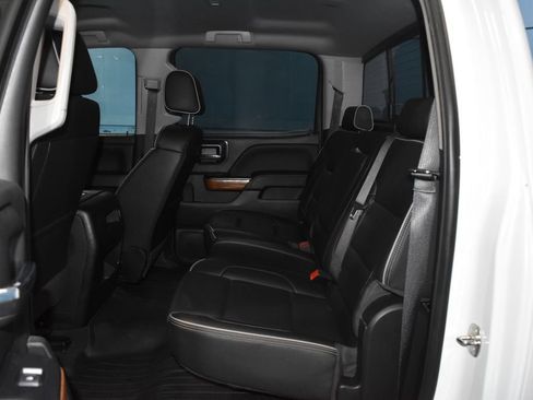 Used 2018 Chevrolet Silverado 1500 High Country image 21