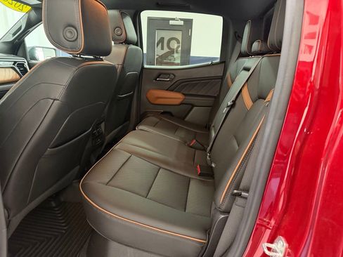 Used 2023 GMC Canyon AT4 w/ AT4 Premium Package AWD/4WD image 31