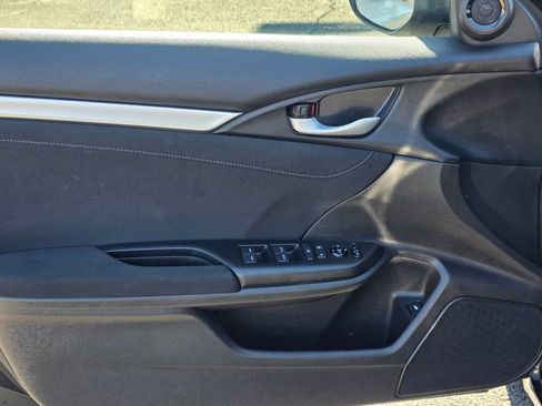 Used 2019 Honda Civic EX image 13