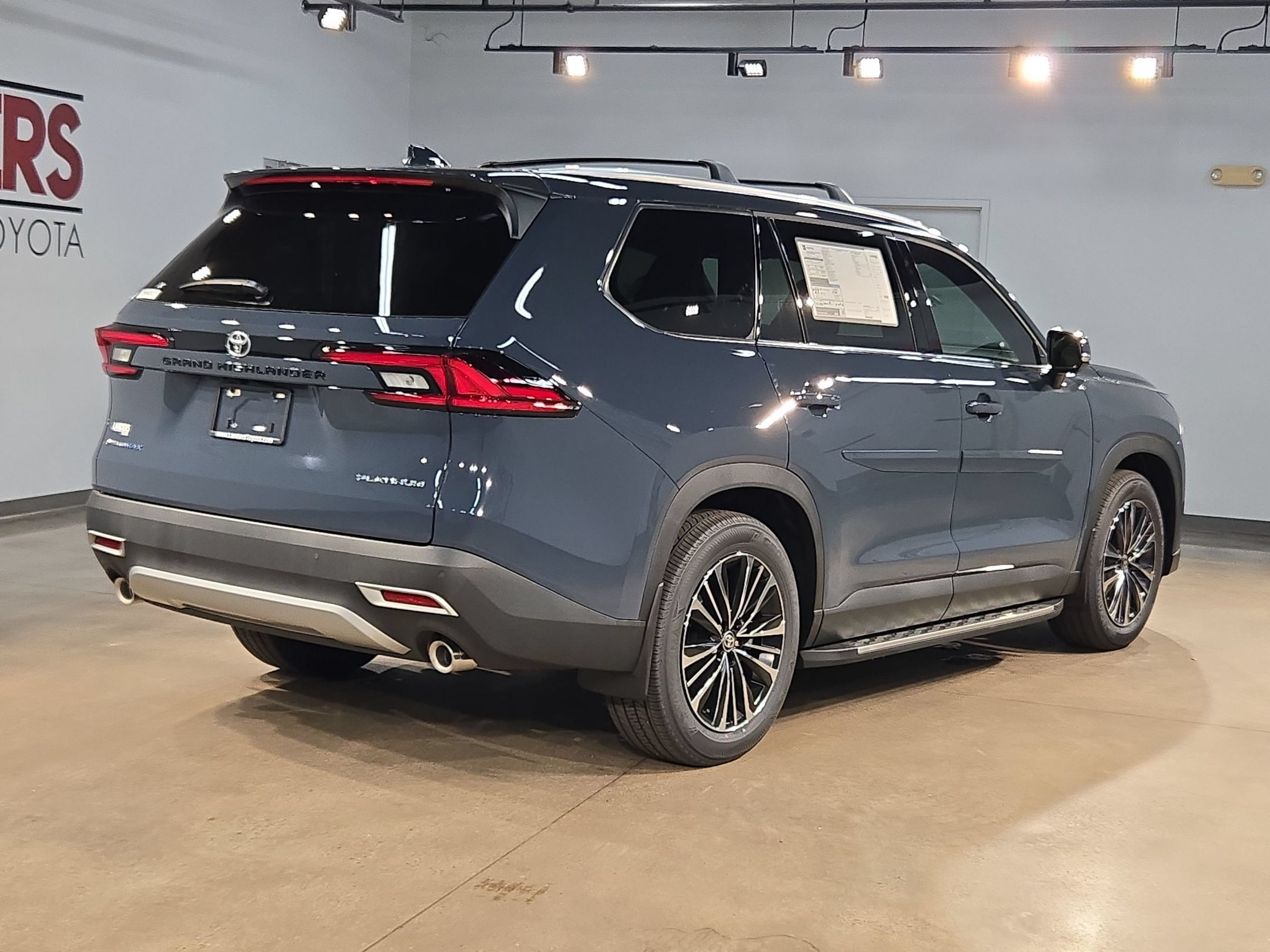 New 2026 Toyota Grand Highlander AWD Hybrid image 7