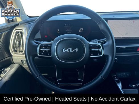 Certified 2024 Kia Sorento S image 12