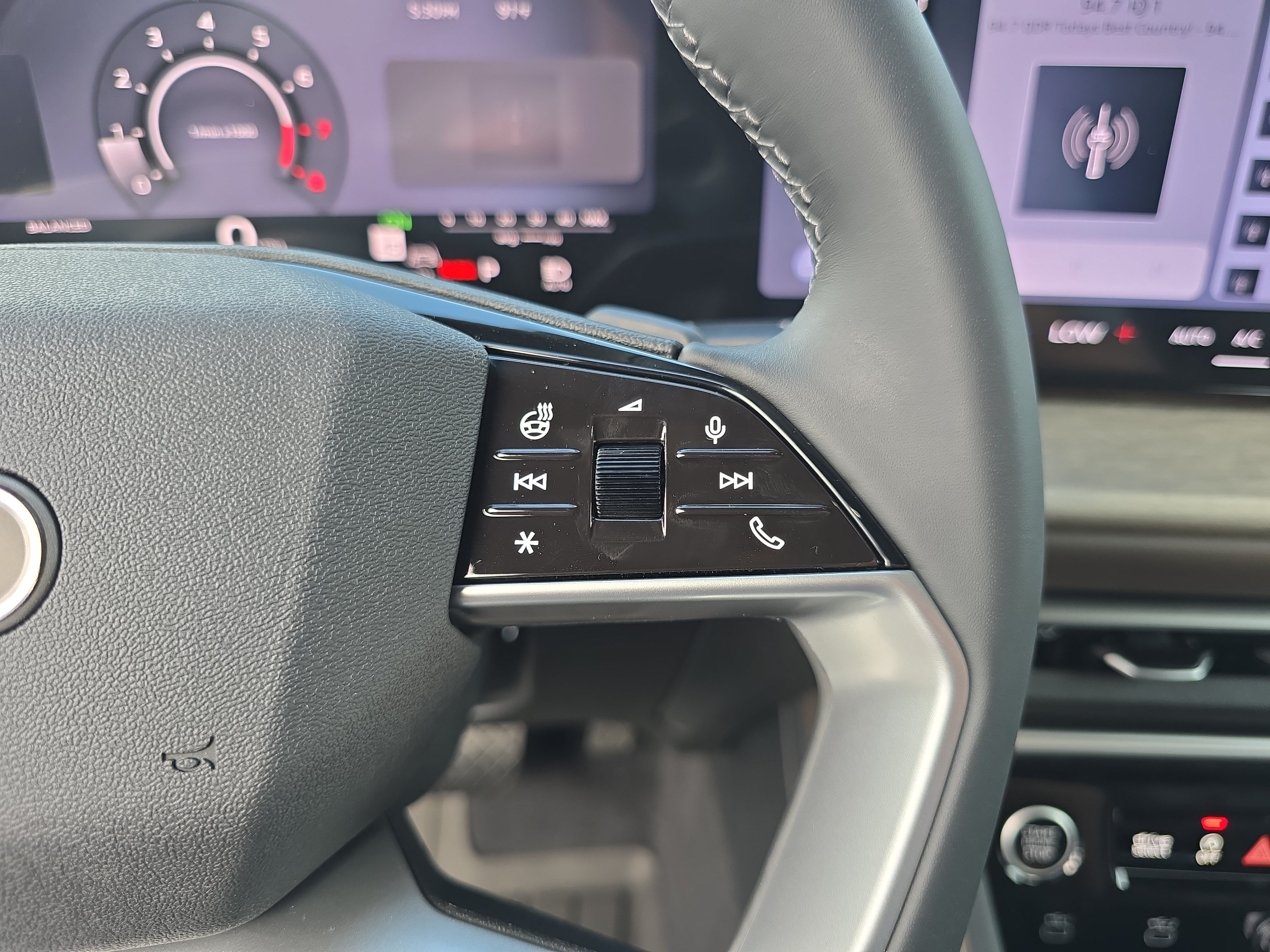 New 2026 Audi Q5 Premium AWD/4WD image 18