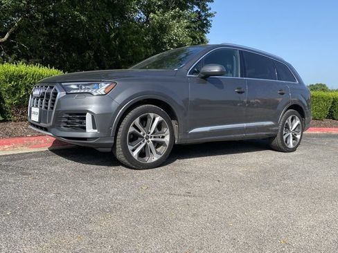 Used 2024 Audi Q7 3.0T Prestige AWD/4WD image 11