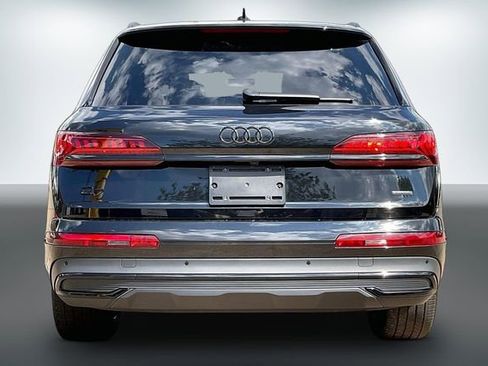 Used 2023 Audi Q7 3.0T Premium Plus w/ Premium Plus Package AWD/4WD image 4
