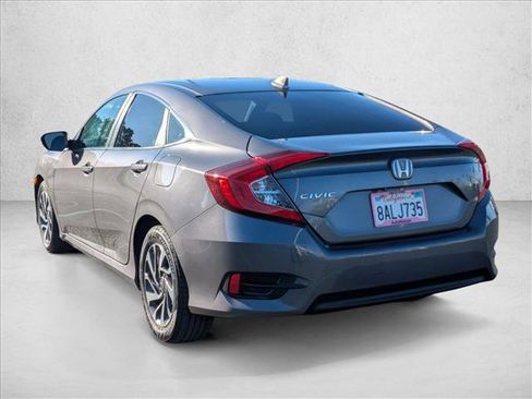 Used 2017 Honda Civic EX image 8