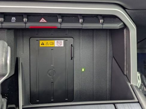 Certified 2024 Toyota Sequoia Platinum image 17