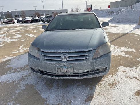 Used 2006 Toyota Avalon XL image 10
