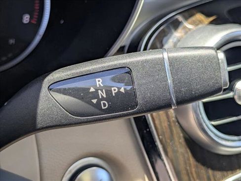 Used 2018 Mercedes-Benz GLC 300 image 13